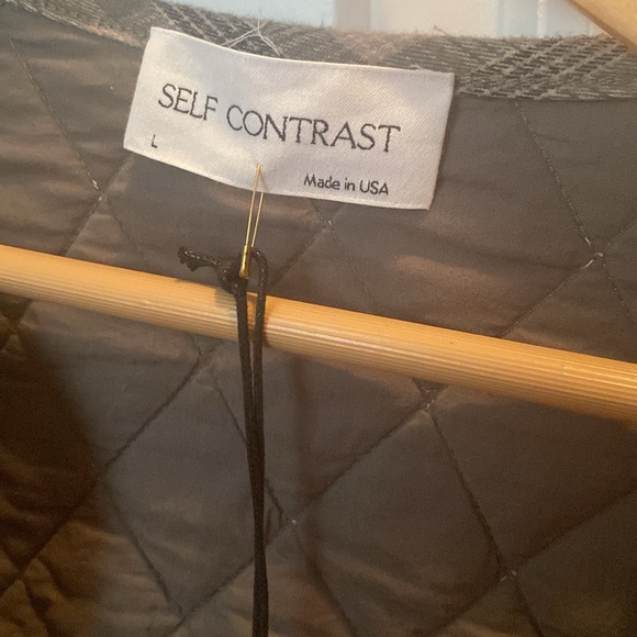 Self contrast quilted puff sleeve bomber crop size large nwt - Picture 2 of 3